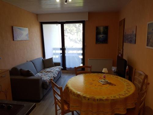 Appartement Cabourg, 2 pièces, 4 personnes - FR-1-487-185