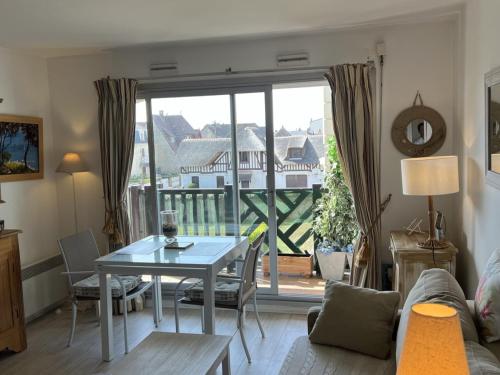 Appartement Cabourg, 2 pièces, 4 personnes - FR-1-487-227