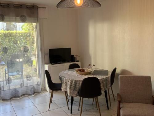 Appartement Cabourg, 2 pièces, 4 personnes - FR-1-487-237