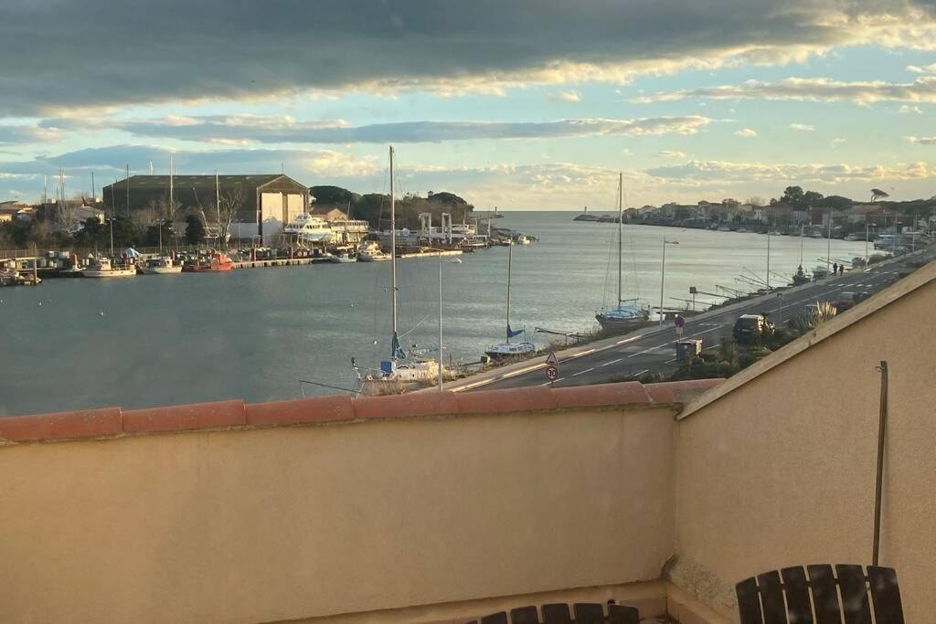 Appartement calme vue sur l'hérault et la mer 97 Quai Théophile Cornu, 34300 Agde