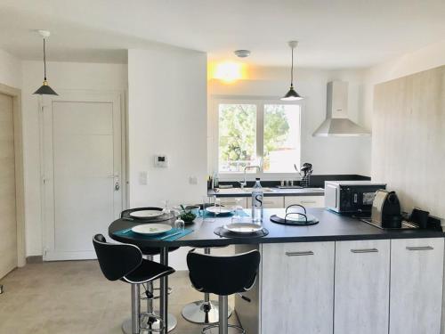 Appartement Calvi, 2 pièces, 4 personnes - FR-1-63-261
