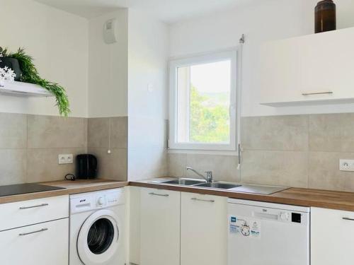 Appartement Calvi, 2 pièces, 4 personnes - FR-1-63-317