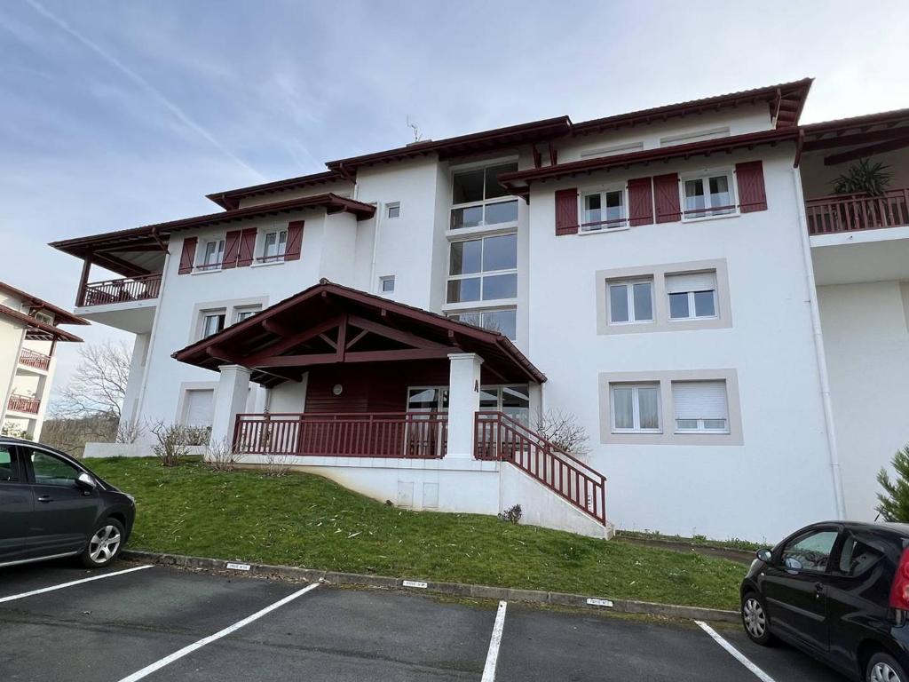 Appartement Cambo-les-Bains, 2 pièces, 2 personnes - FR-1-495-118 Avenue du Professeur Grancher, Rosaenia Résidence Astigarra, bât A, appt10, 64250 Cambo-les-Bains
