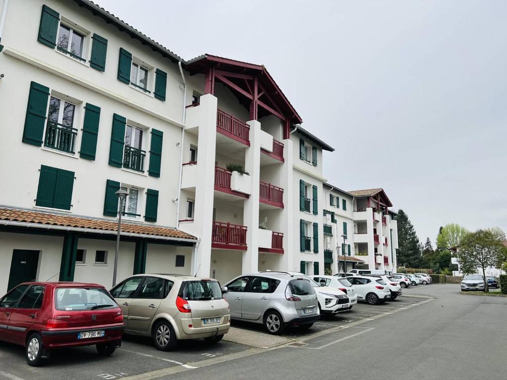 Appartement Appartement Cambo-les-Bains, 2 pièces, 2 personnes - FR-1-495-5 12 avenue d'Espagne Rce ASSANTZA BERRI A16 1er étage 64250 Cambo-les-Bains