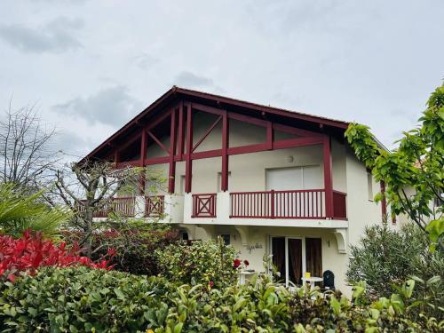 Appartement Cambo-les-Bains, 2 pièces, 2 personnes - FR-1-495-8