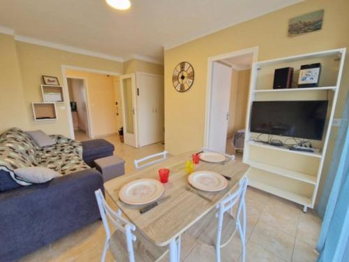 Appartement Canet-en-Roussillon, 2 pièces, 2 personnes - FR-1-696-26