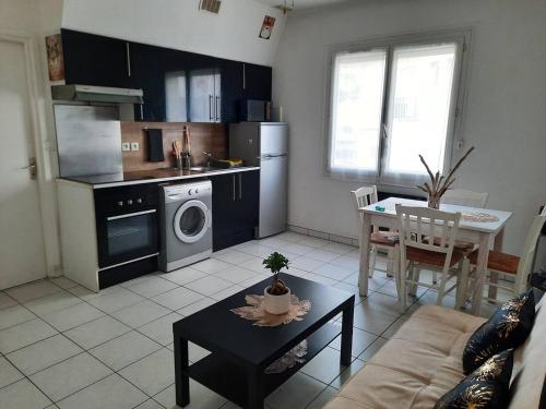 Appartement Canet-en-Roussillon, 3 pièces, 4 personnes - FR-1-696-24