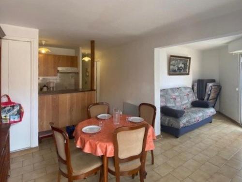 Appartement Canet-Plage, 2 pièces, 4 personnes - FR-1-696-11