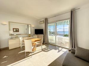 Appartement Cannes, 2 pièces, 4 personnes - FR-1-470-11