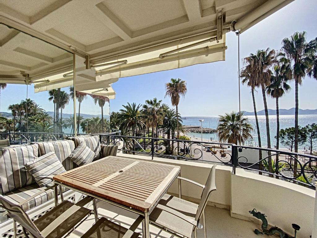 Appartement Cannes, 3 pièces, 4 personnes - FR-1-470-1 81 BOULEVARD DE LA CROISETTE RESIDENCE CROISETTE, H3W, 06400 Cannes