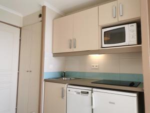 Appartement Cannes la Bocca, 1 pièce, 4 personnes - FR-1-609-9