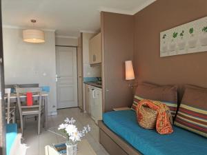 Appartement Appartement Cannes la Bocca, 1 pièce, 4 personnes - FR-1-609-9 APPARTEMENT N°551 - 5eme ETAGE 6 RUE DE LA VERRERIE 06150 Cannes Provence-Alpes-Côte d\'Azur