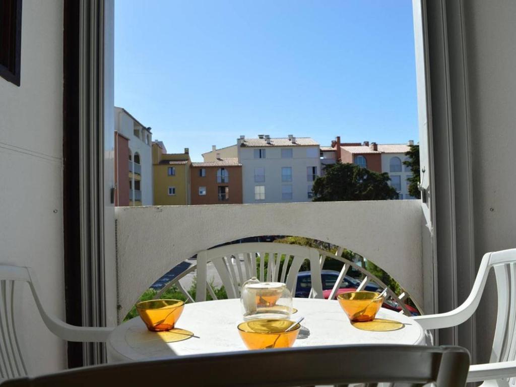 Appartement Cap d'Agde, 1 pièce, 3 personnes - FR-1-249-13 Appartement D NÂ°11  1Er Etage - Rue Sarret De Coussergues -, 34300 Le Cap d\'Agde