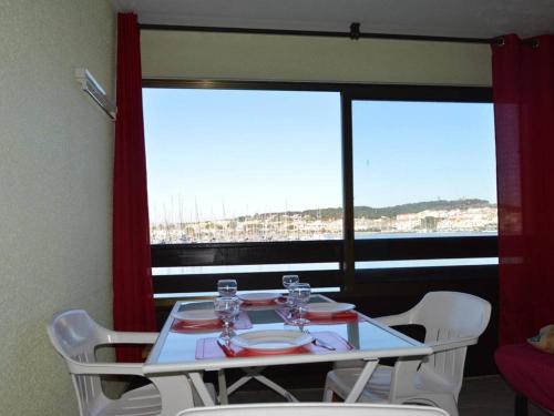 Appartement Cap d'Agde, 1 pièce, 4 personnes - FR-1-249-253