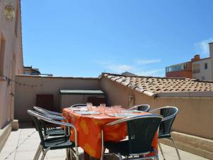 Appartement Cap d'Agde, 1 pièce, 4 personnes - FR-1-249-286