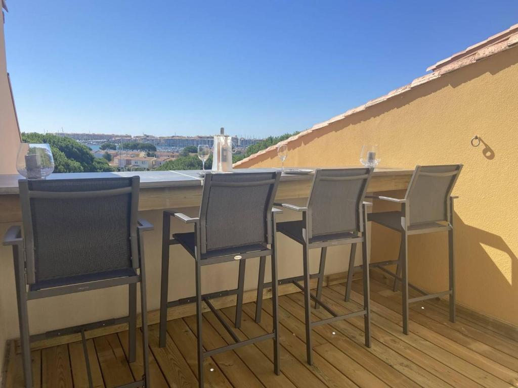 Appartement Appartement Cap d'Agde, 1 pièce, 4 personnes - FR-1-249-311 APPARTEMENT BAT K N°216 3E ETAGE  Rue du Trésor Royal 34300 Le Cap d\'Agde