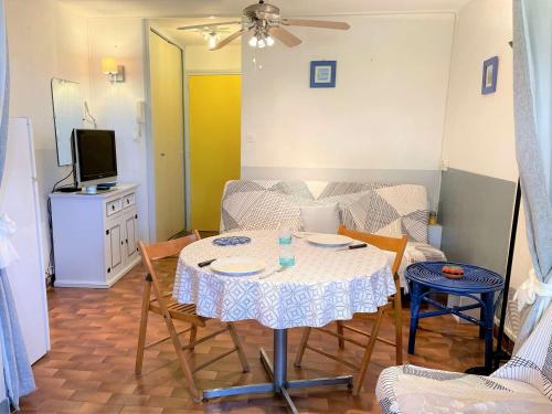 Appartement Cap d'Agde, 1 pièce, 4 personnes - FR-1-249-369