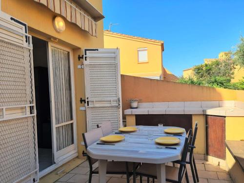 Appartement Cap d'Agde, 2 pièces, 4 personnes - FR-1-249-374