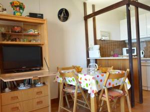 Appartement Cap d'Agde, 2 pièces, 4 personnes - FR-1-249-53