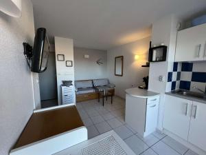 Appartement Cap d'Agde, 2 pièces, 4 personnes - FR-1-702-32