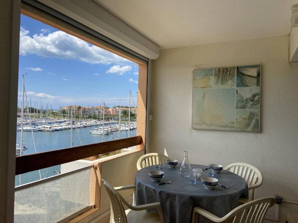 Appartement Cap d'Agde, 2 pièces, 6 personnes - FR-1-249-149 Appartement 196 - BÃ¢timent B - 3Eme Ãtage - Rue Du Vent Des Dames -, 34300 Le Cap d\'Agde