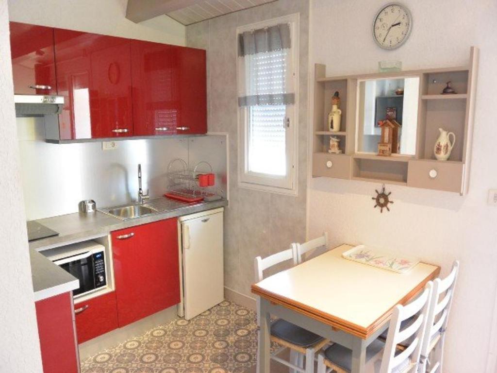 Appartement Appartement Cap d'Agde, 3 pièces, 5 personnes - FR-1-607-66 AV DE LA BUTTE BAT 30 34300 Le Cap d\'Agde