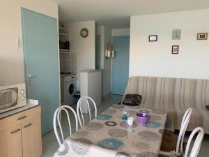 Appartement Appartement Cap d'Agde, 3 pièces, 6 personnes - FR-1-607-37 BAT 1 - Impasse des Sargasses 34300 Le Cap d\'Agde Languedoc-Roussillon