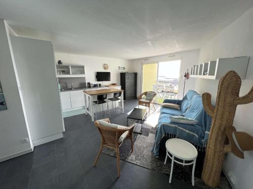 Appartement Cap d'Agde, 4 pièces, 6 personnes - FR-1-702-19