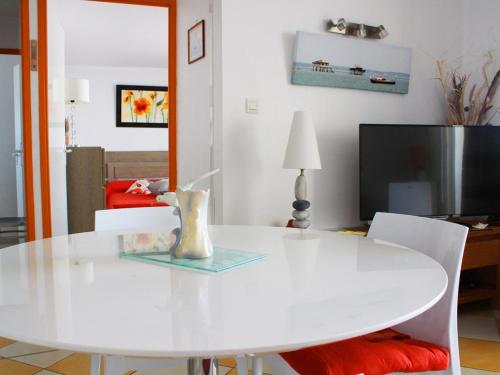 Appartement Cap d'Agde, 4 pièces, 8 personnes - FR-1-607-29