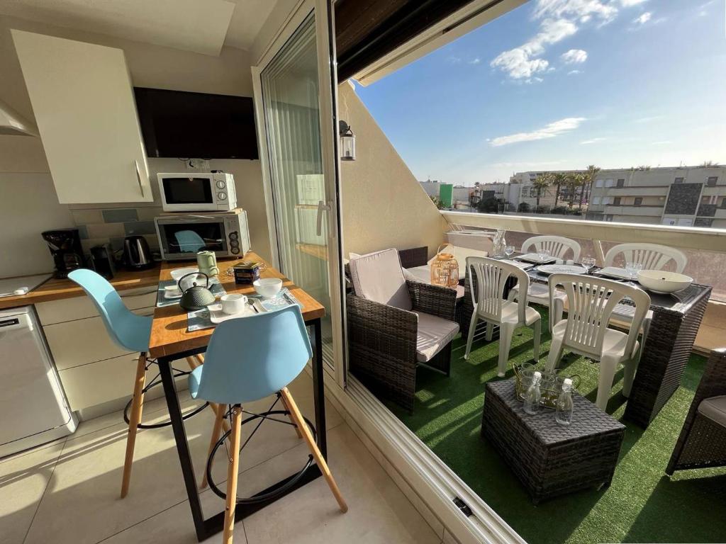 Appartement Cap d'Agde naturisme, 1 pièce, 2 personnes - FR-1-249A-36 Apt studio Bat AB N° 223 2ème étage Rue des Nereides, 34300 Le Cap d\'Agde