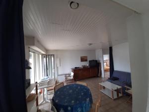 Appartement Appartement Capbreton, 3 pièces, 6 personnes - FR-1-239-510 81 Avenue Marechal de Lattre de Tassigny Résidence L'Océane 40130 Capbreton Aquitaine