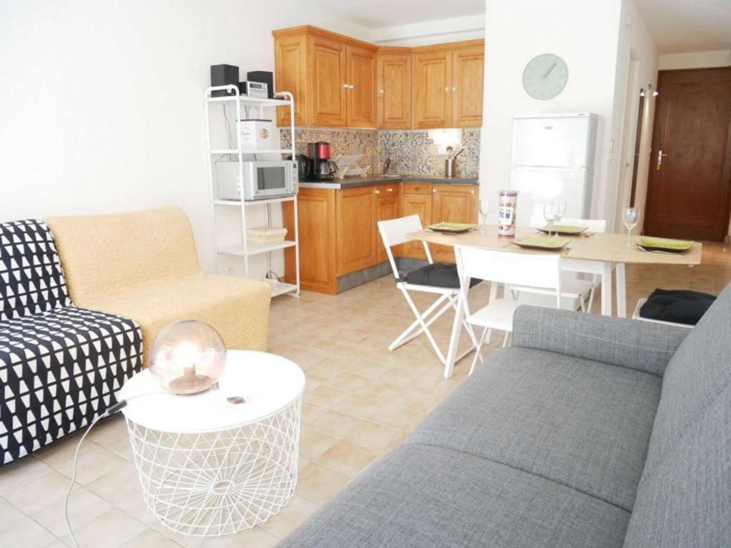 Appartement Appartement Carnac, 2 pièces, 4 personnes - FR-1-477-152 5 allée des Cormorans 56340 Carnac