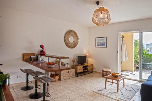 Appartement Casa Linda avec jardin 900m de la plage et du centre ville
