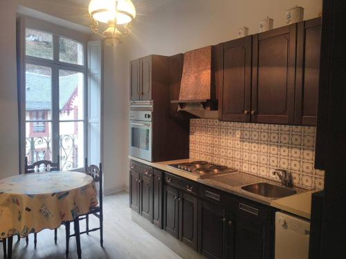 Appartement Cauterets, 2 pièces, 4 personnes - FR-1-234-257