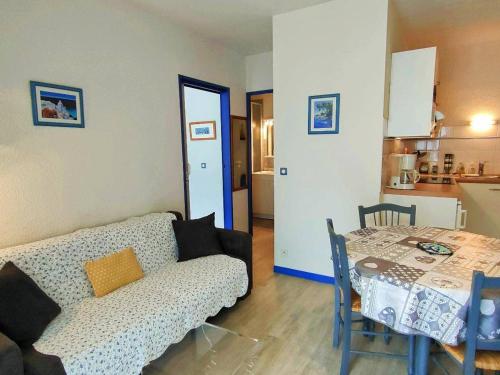 Appartement Cauterets, 2 pièces, 4 personnes - FR-1-234-93