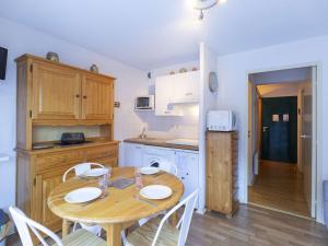 Appartement Cauterets, 2 pièces, 4 personnes - FR-1-401-135