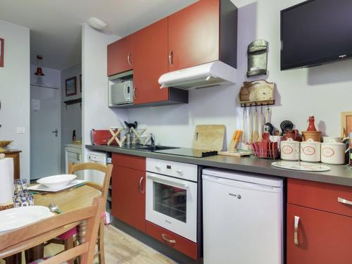 Appartement Cauterets, 2 pièces, 4 personnes - FR-1-401-16