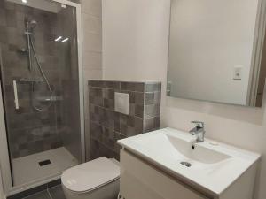 Appartement Cauterets, 2 pièces, 5 personnes - FR-1-234-122