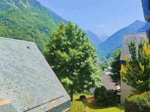 Appartement Cauterets, 2 pièces, 5 personnes - FR-1-234-136
