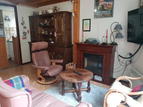 Appartement Cauterets, 2 pièces, 6 personnes - FR-1-234-295