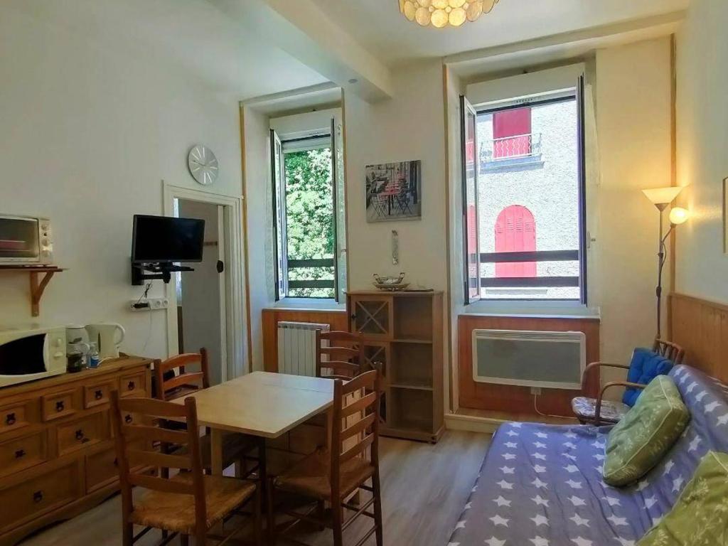 Appartement Cauterets, 3 pièces, 4 personnes - FR-1-234-139 34 Rue De La Raillere -  -, 65110 Cauterets