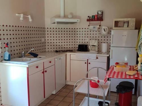 Appartement Cauterets, 3 pièces, 6 personnes - FR-1-234-298