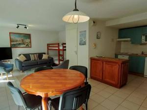 Appartement Cauterets, 3 pièces, 8 personnes - FR-1-234-78