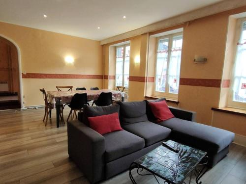 Appartement Cauterets, 3 pièces, 8 personnes - FR-1-234-89