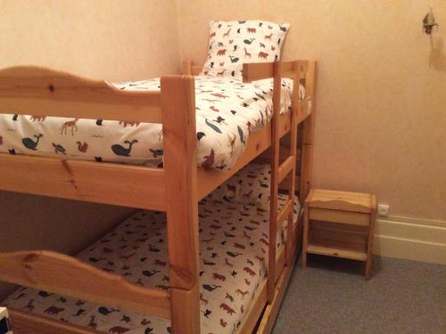 Appartement Cauterets, 4 pièces, 8 personnes - FR-1-234-258