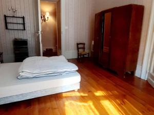 Appartement Cauterets, 4 pièces, 8 personnes - FR-1-234-258