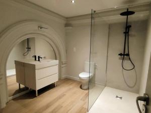 Appartement Cauterets, 6 pièces, 12 personnes - FR-1-234-289