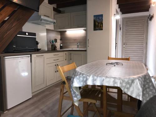 APPARTEMENT CAUTERETS POUR 4 PERSONNES AVEC PARKING