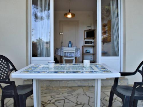 Appartement Cavalaire-sur-Mer, 1 pièce, 2 personnes - FR-1-226B-128