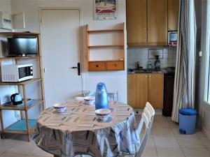 Appartement Cavalaire-sur-Mer, 1 pièce, 2 personnes - FR-1-226B-128